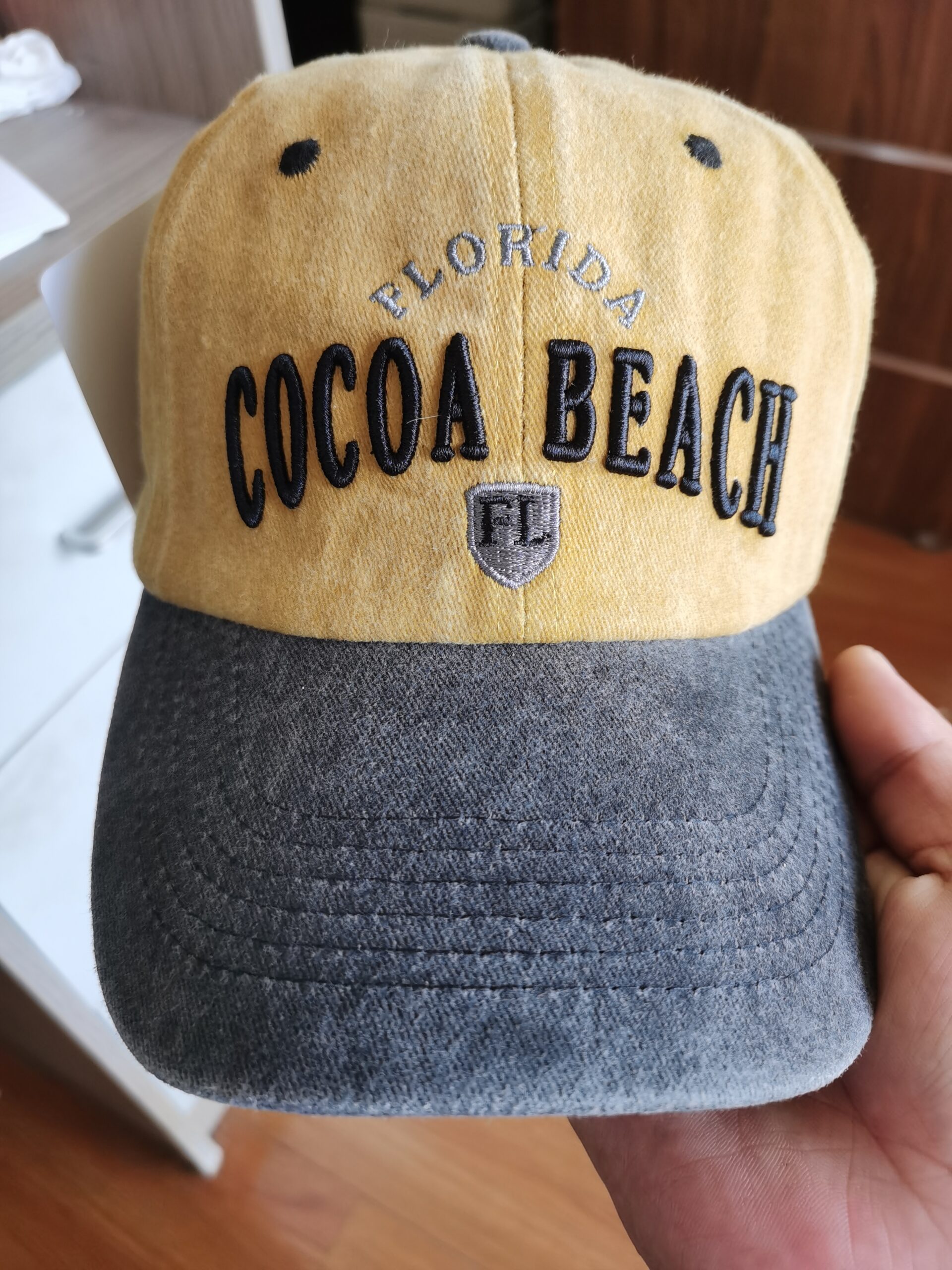 Vintage Cap With Fine Embroidery